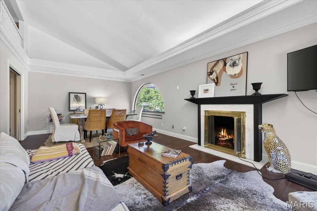 8030 Pershing Avenue Property Photo 8