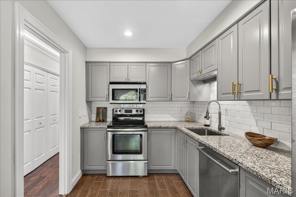8030 Pershing Avenue Property Photo 10