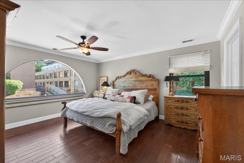 8030 Pershing Avenue Property Photo 15
