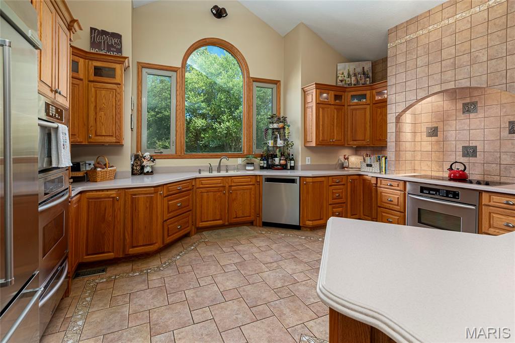 12863 Bowling Alley Property Photo 10
