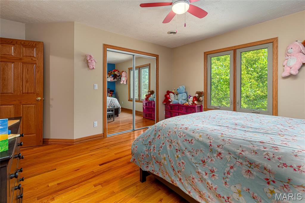 12863 Bowling Alley Property Photo 34