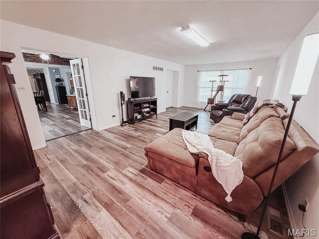 2707 Lemon Street Road Property Photo 13