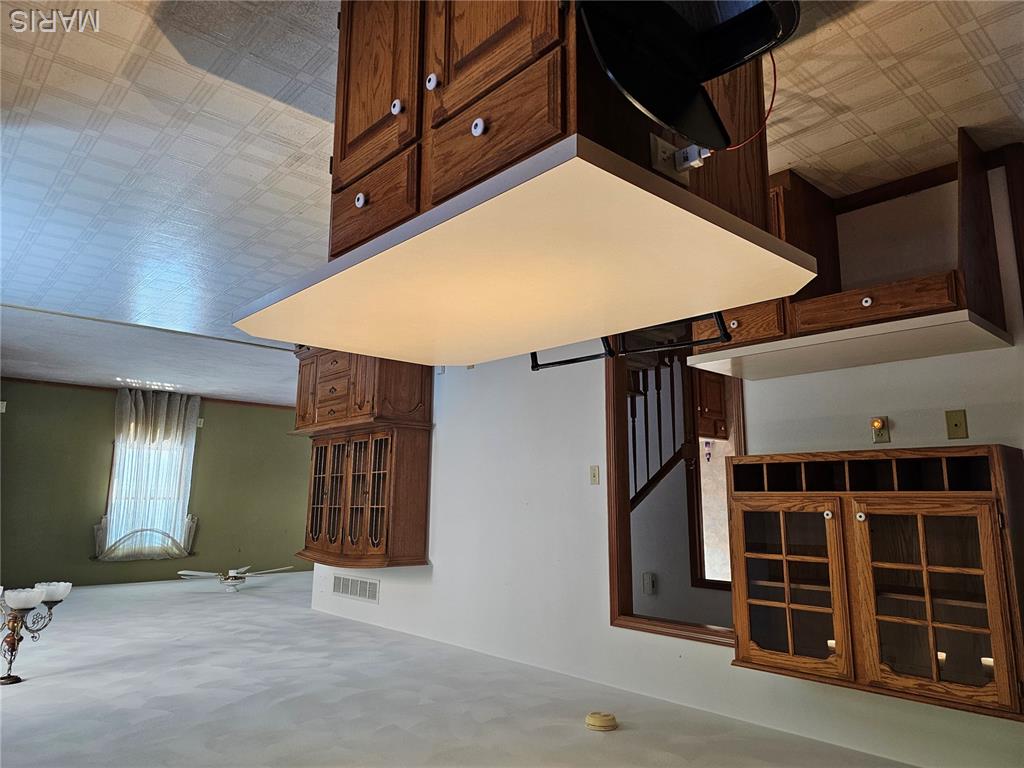 611 Brookstone Court Property Photo 8