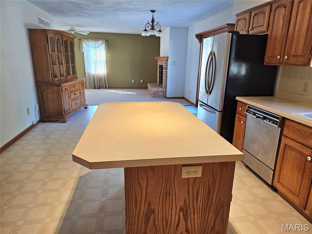 611 Brookstone Court Property Photo 11