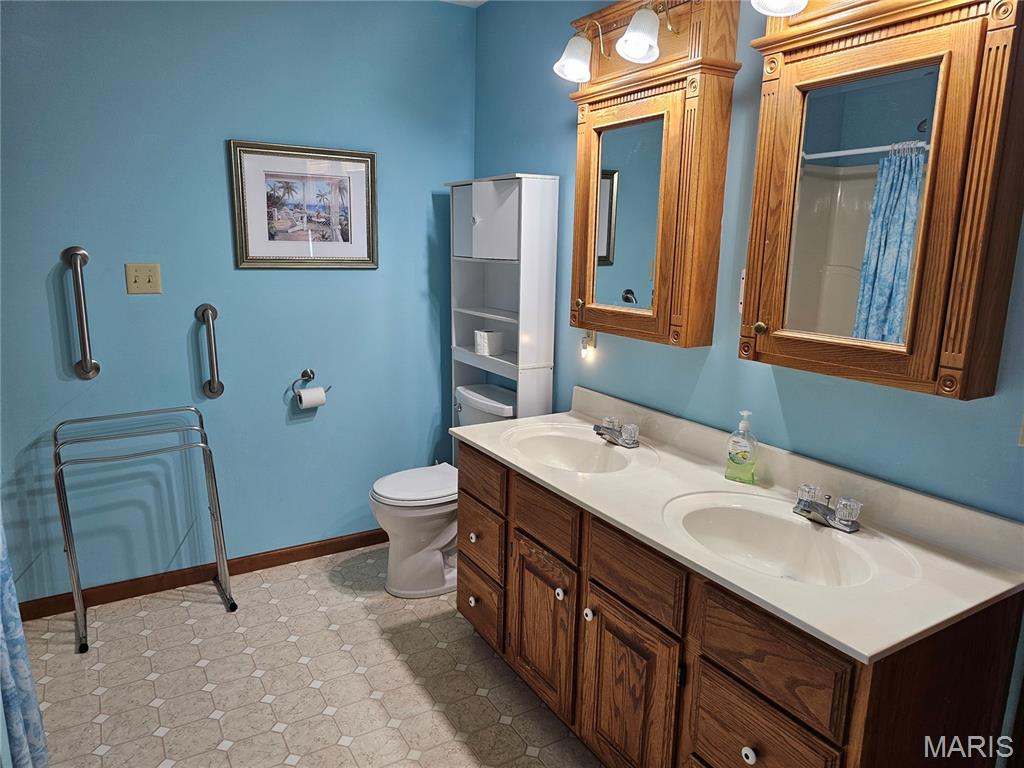 611 Brookstone Court Property Photo 18