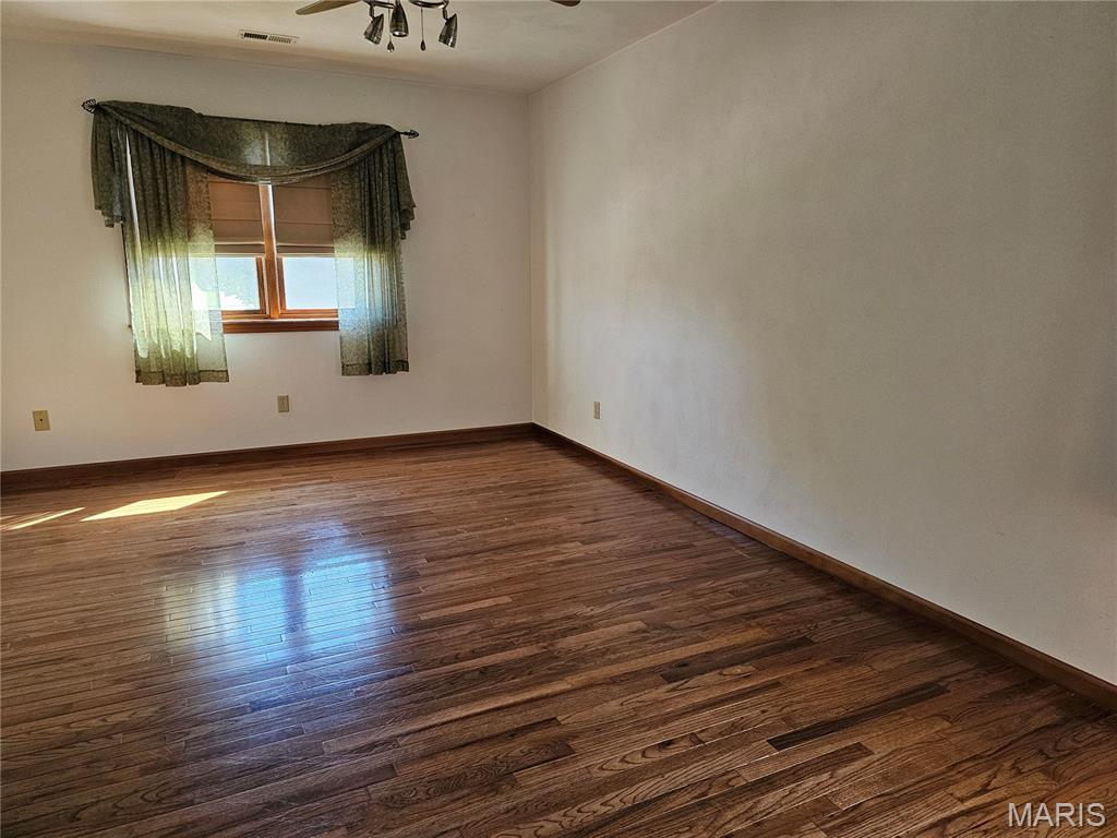 611 Brookstone Court Property Photo 19
