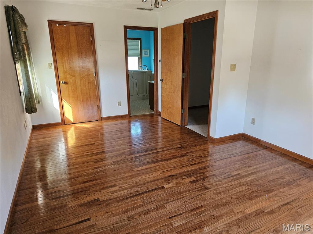 611 Brookstone Court Property Photo 20