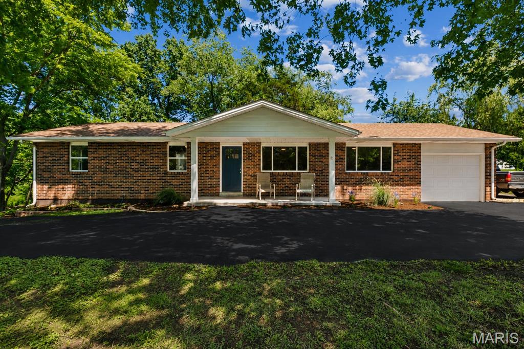 1740 Parr Road Property Photo 1