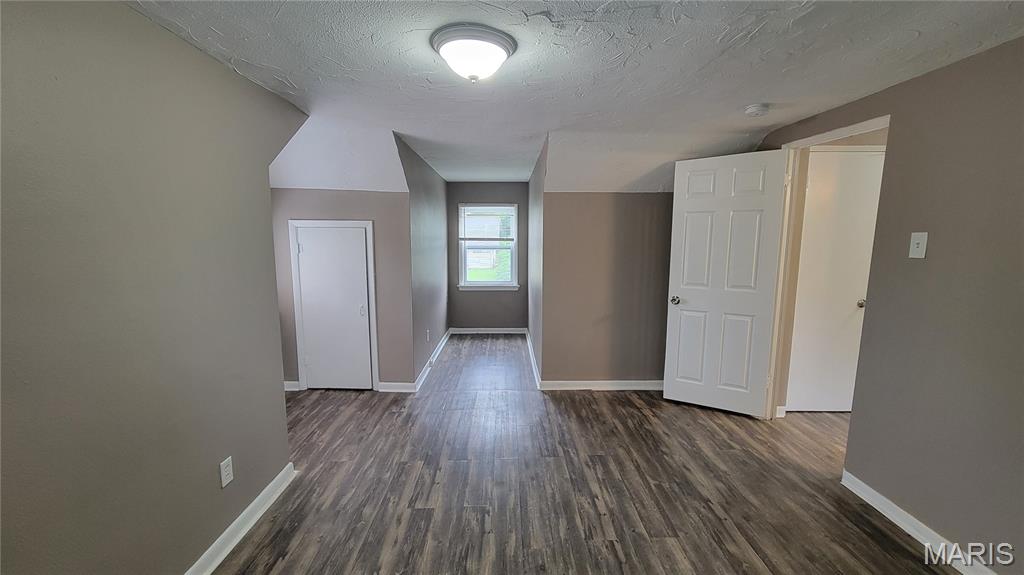 8720 Marcella Avenue Property Photo 11