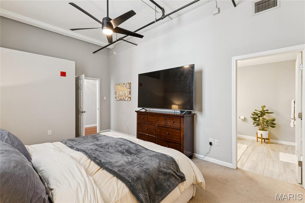 1501 Locust Street 609 Property Photo 8