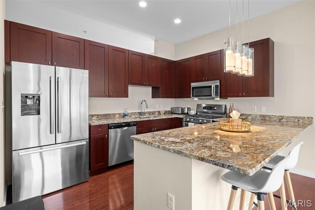 9 N Euclid Avenue 610 Property Photo 4