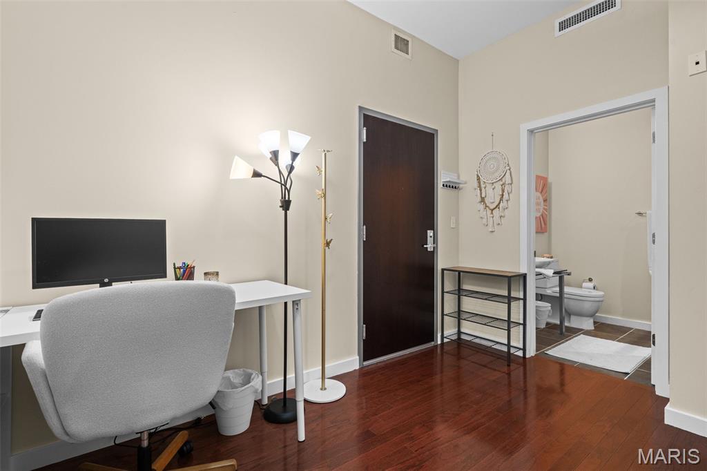 9 N Euclid Avenue 610 Property Photo 18