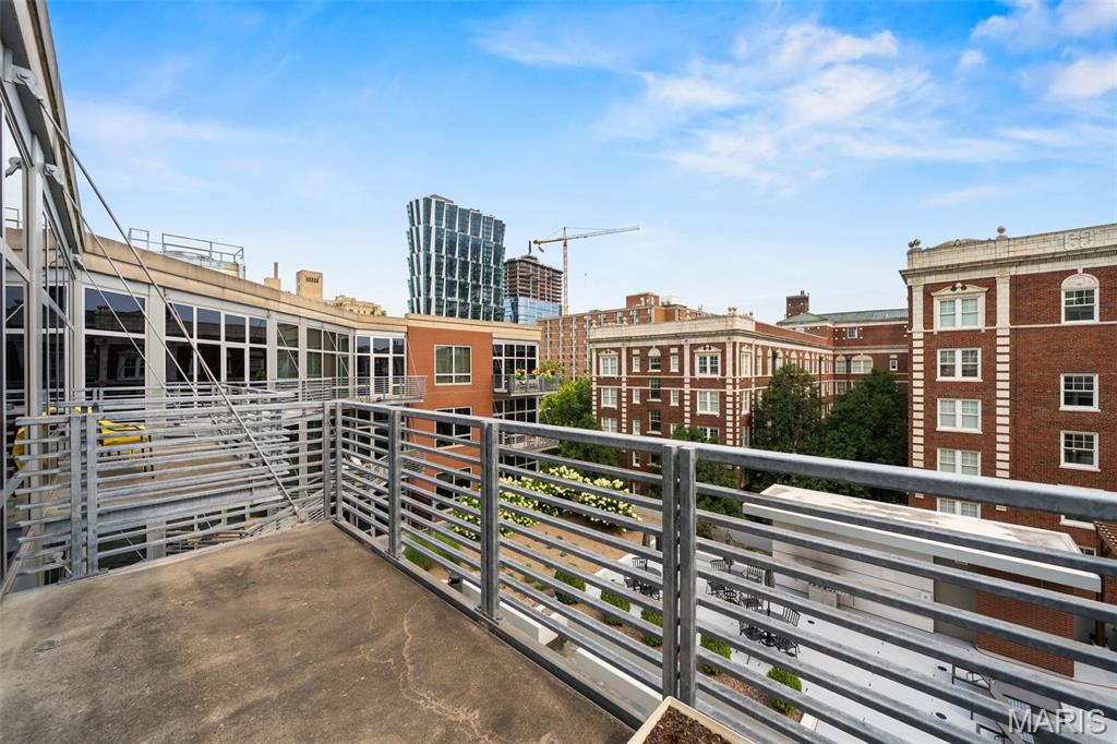 9 N Euclid Avenue 610 Property Photo 23