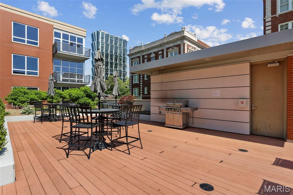 9 N Euclid Avenue 610 Property Photo 28