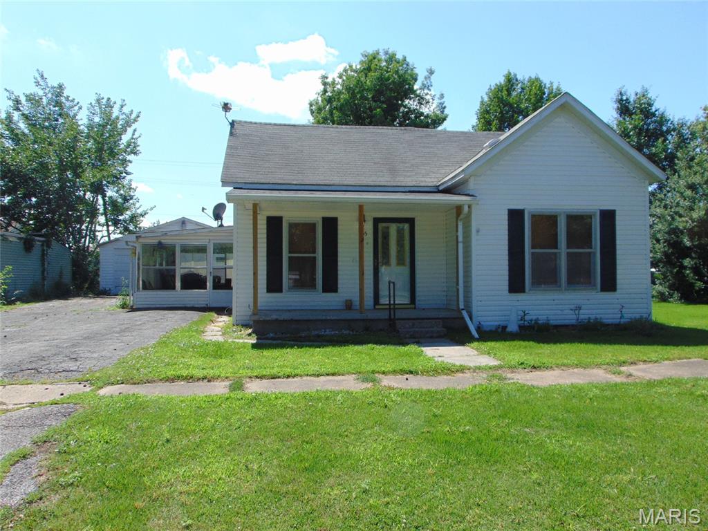 105 N 6th Street Property Photo 2