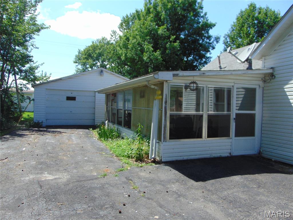 105 N 6th Street Property Photo 4
