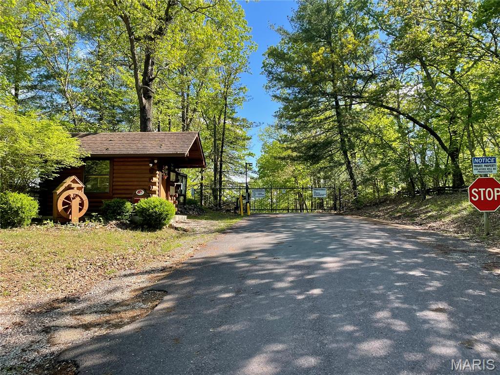 274 Oak Ridge Road Property Photo 2