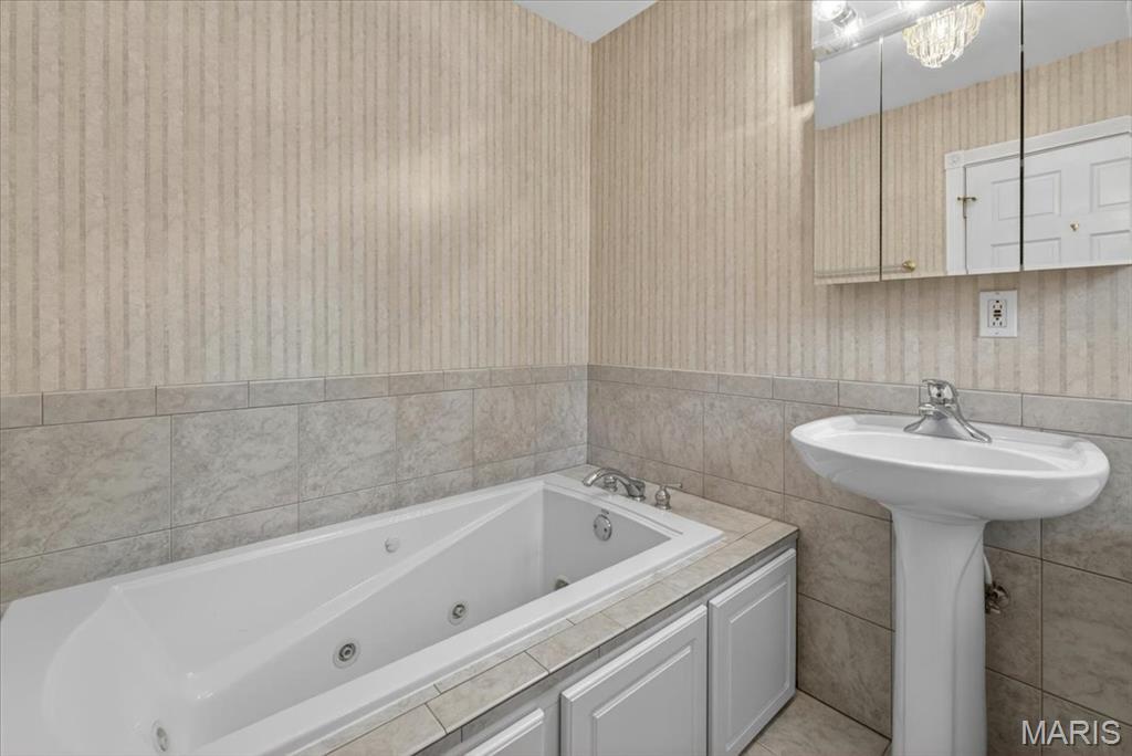 7225 Clayton Road Property Photo 15