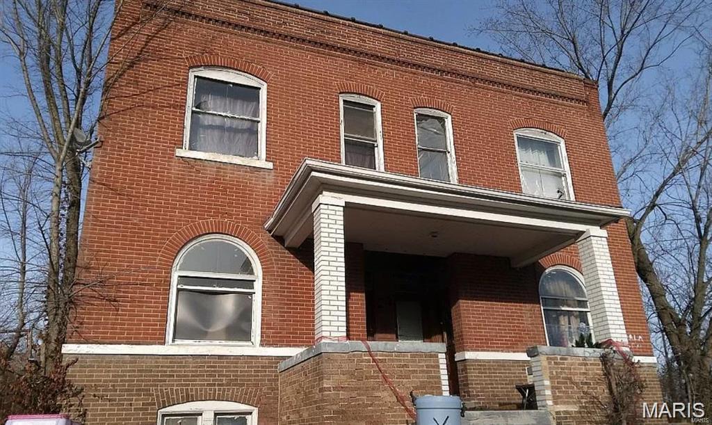 4755-4757 Saint Louis Avenue Property Photo 1