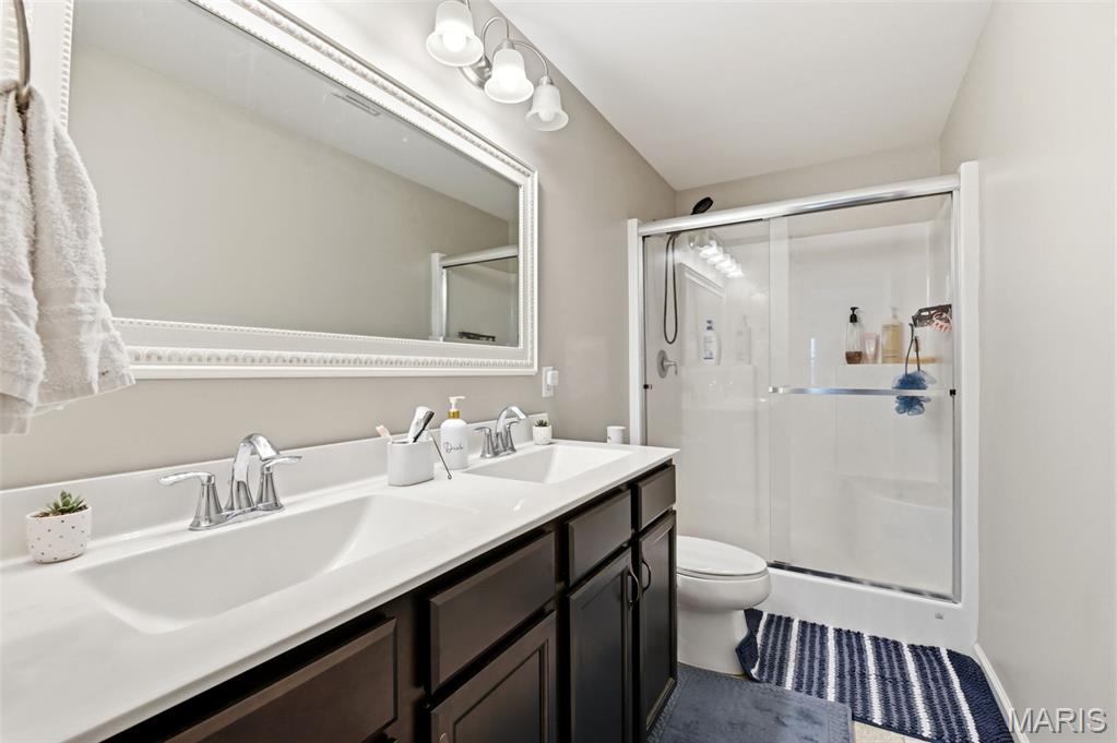 428 Copperfield Court Property Photo 13