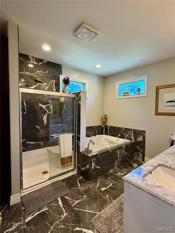 120 El Rancho Drive Property Photo 22