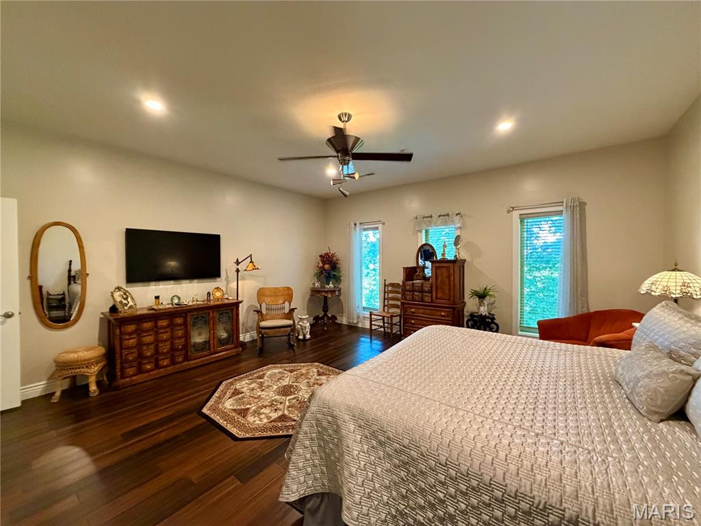 120 El Rancho Drive Property Photo 35