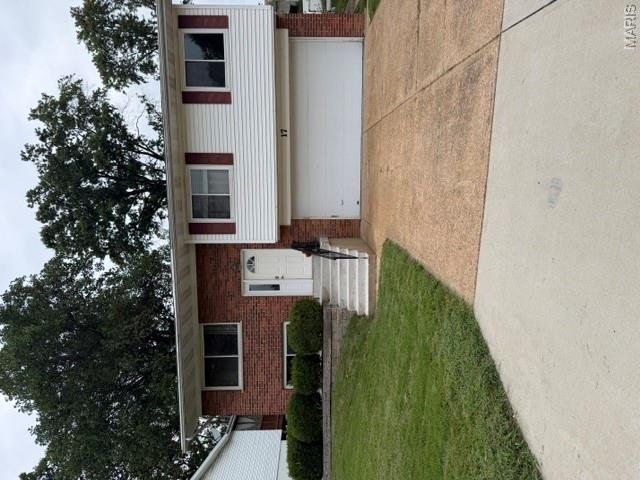 17 Saint Lawrence Drive Property Photo 1