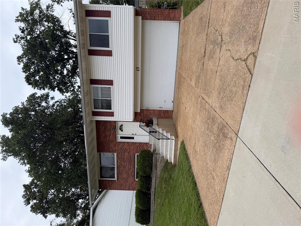 17 Saint Lawrence Drive Property Photo 37
