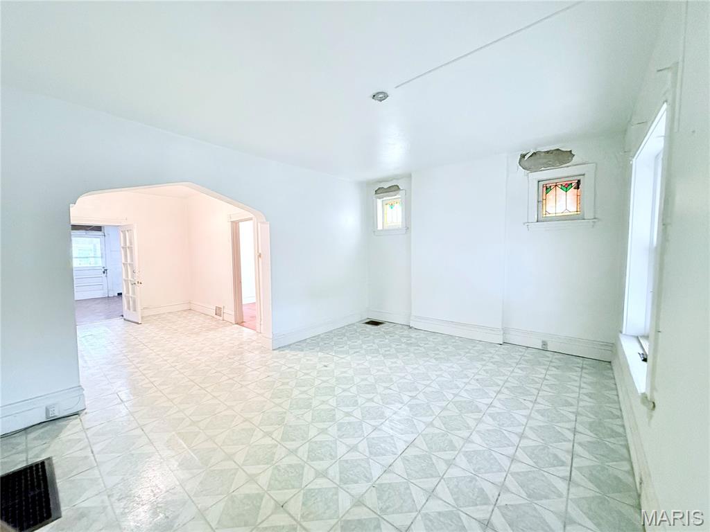 4176 Newport Court Property Photo 1
