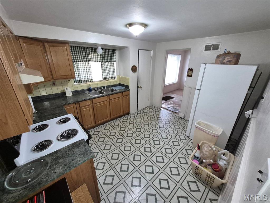 4317 Melba Avenue Property Photo 9