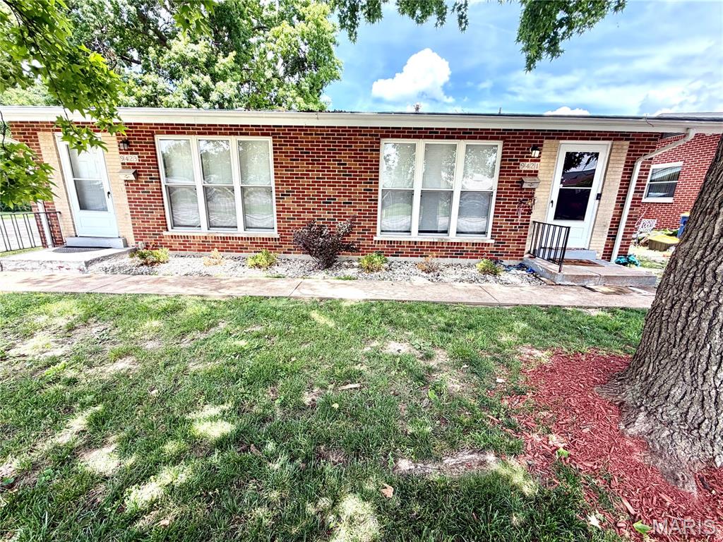 9421 Stansberry Avenue Property Photo 1