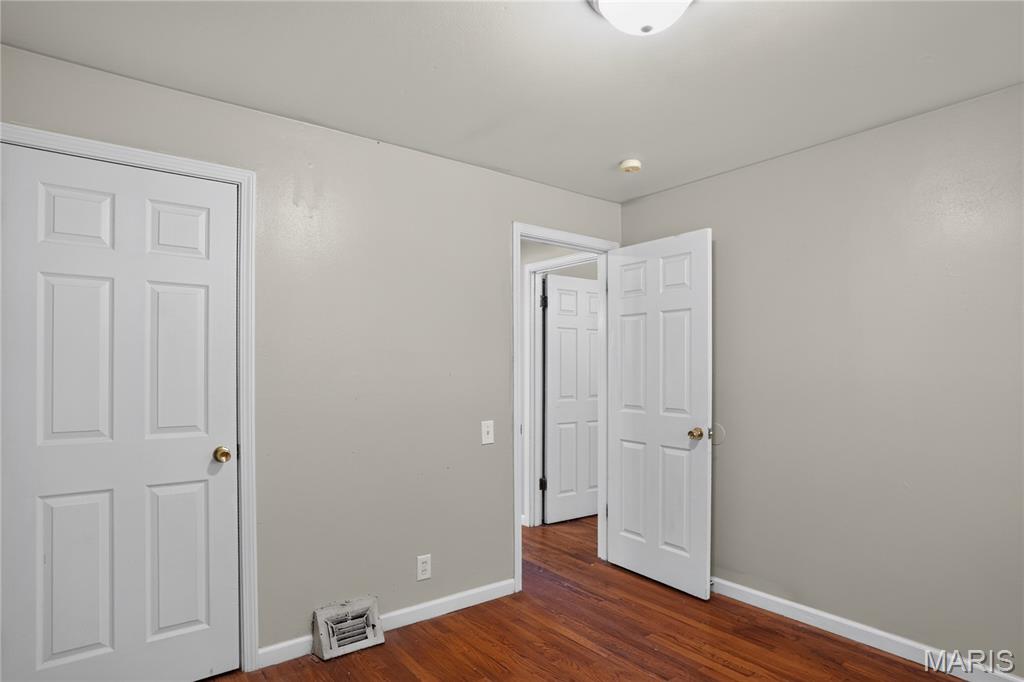 10226 Green Valley Drive Property Photo 12