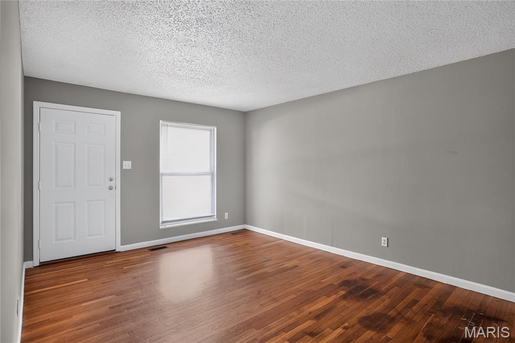6315 Coventry Drive Property Photo 6
