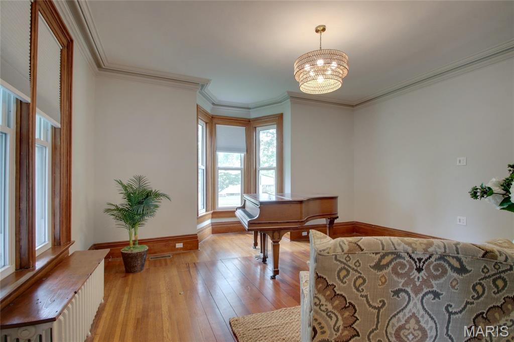801 College Street Property Photo 17