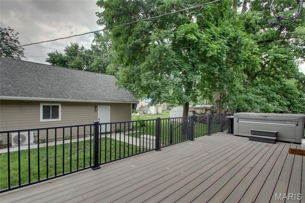 801 College Street Property Photo 38