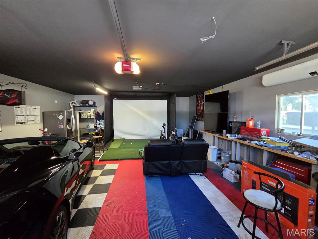 801 College Street Property Photo 45