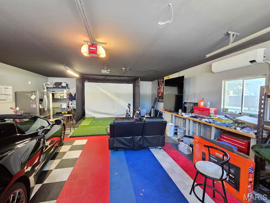 801 College Street Property Photo 48