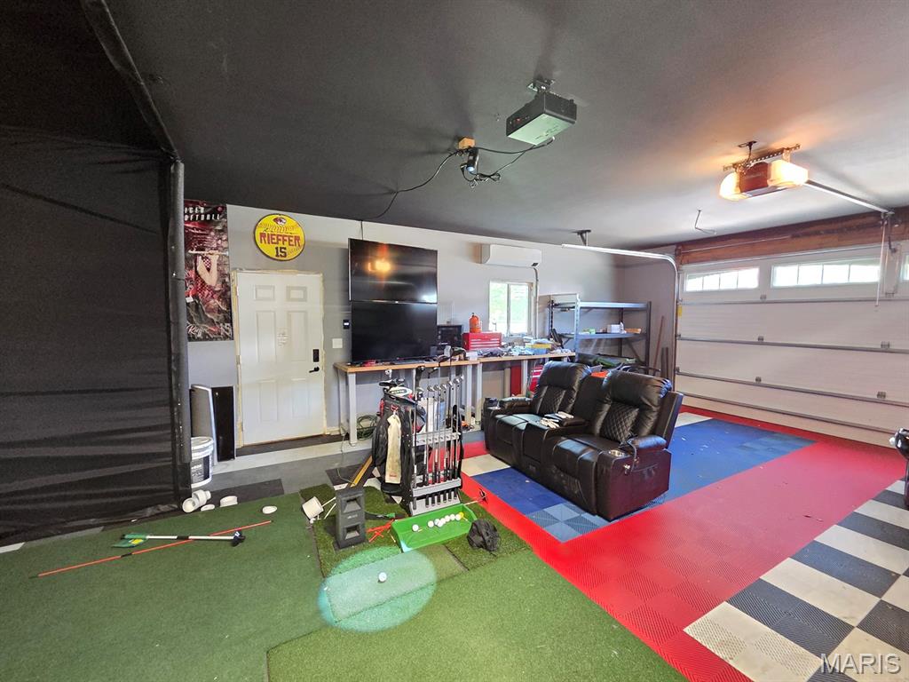 801 College Street Property Photo 49