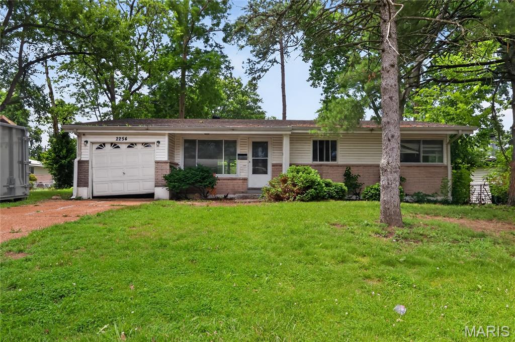2254 Gadbury Drive Property Photo 1