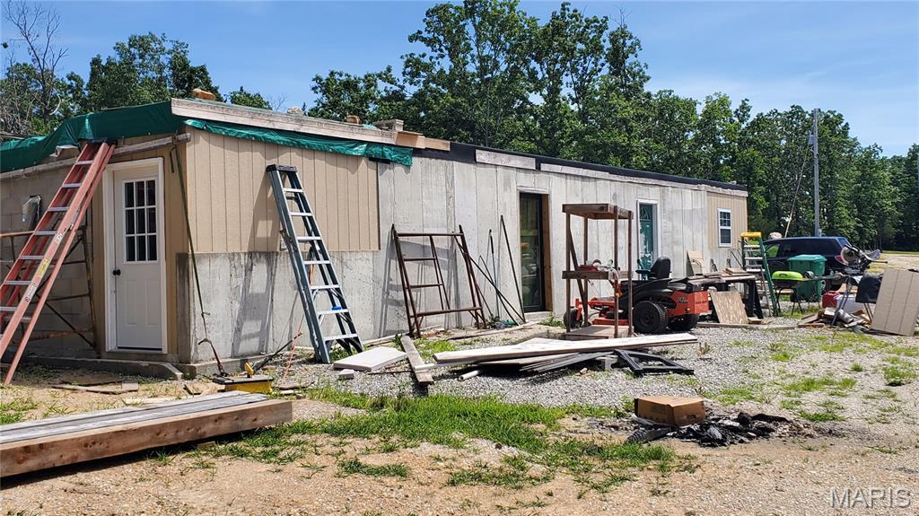 11721 Highway K Property Photo 20