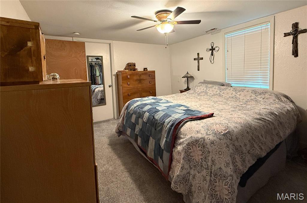 607 E Hickory Property Photo 8