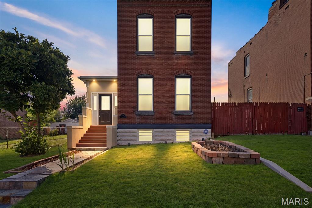 4405 Alaska Avenue Property Photo 1