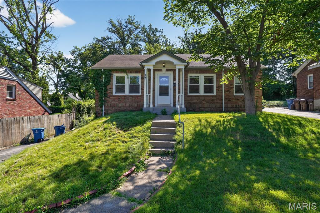 18 S Barat Avenue Property Photo 1