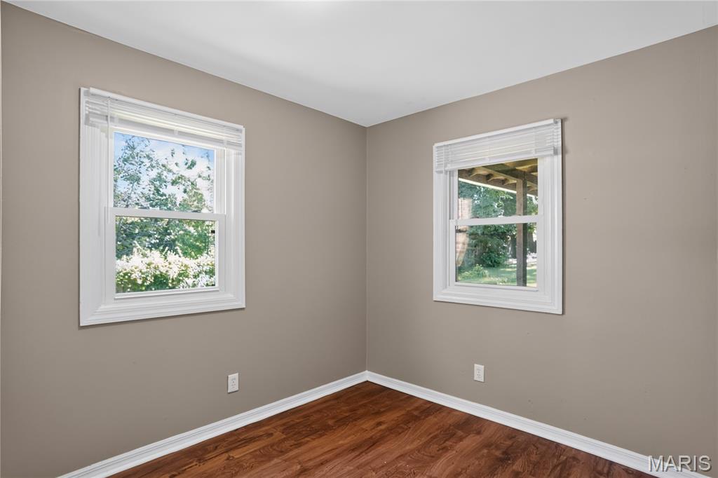 18 S Barat Avenue Property Photo 10