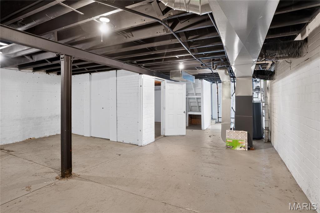 18 S Barat Avenue Property Photo 18