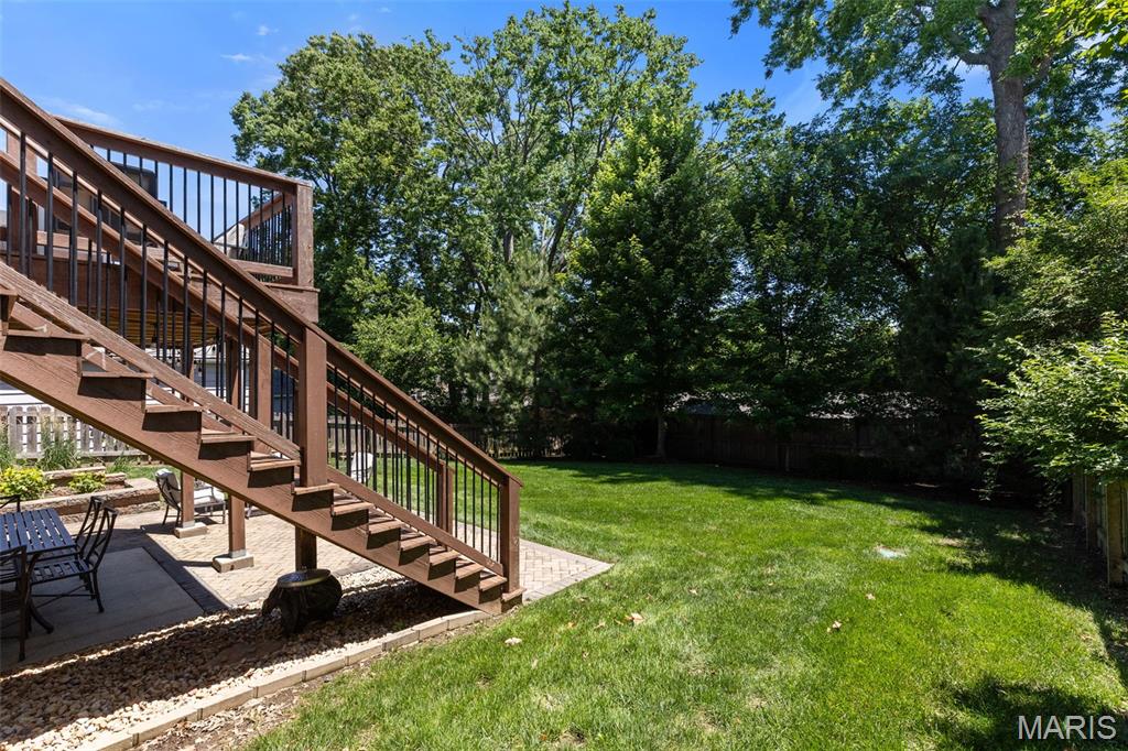 920 Evans Avenue Property Photo 32