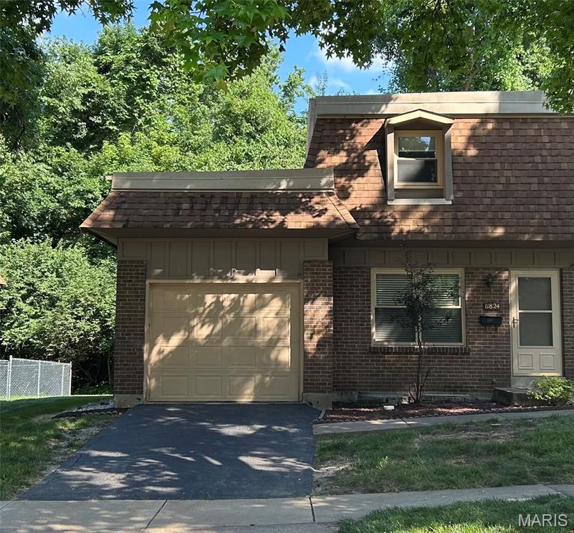 11824 Sologne Court Property Photo 1