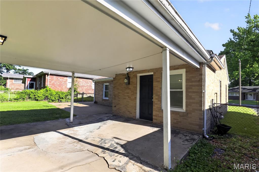 8934 Kathlyn Drive Property Photo 4