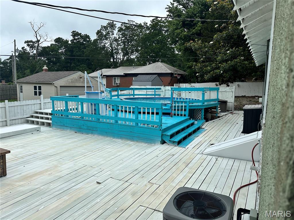 122 N Shepherd Street Property Photo 39