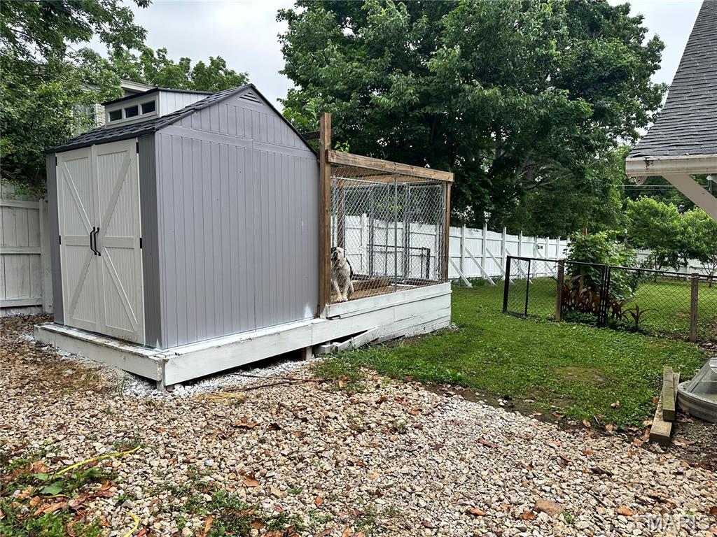 122 N Shepherd Street Property Photo 42